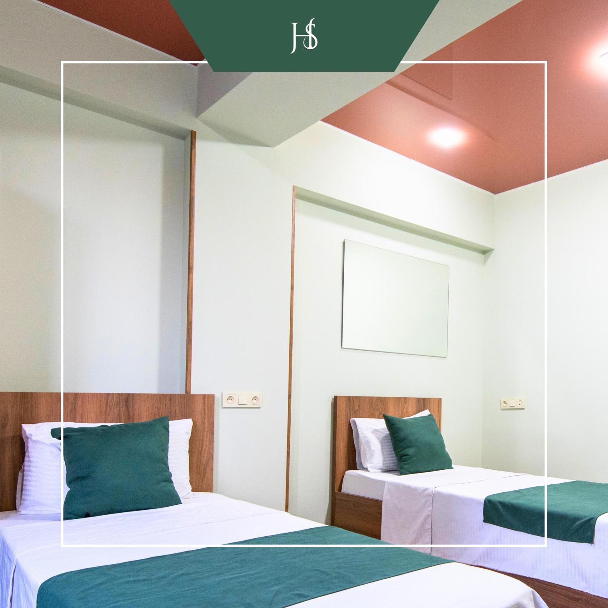Hotel Serenity 第比利斯 外观 照片